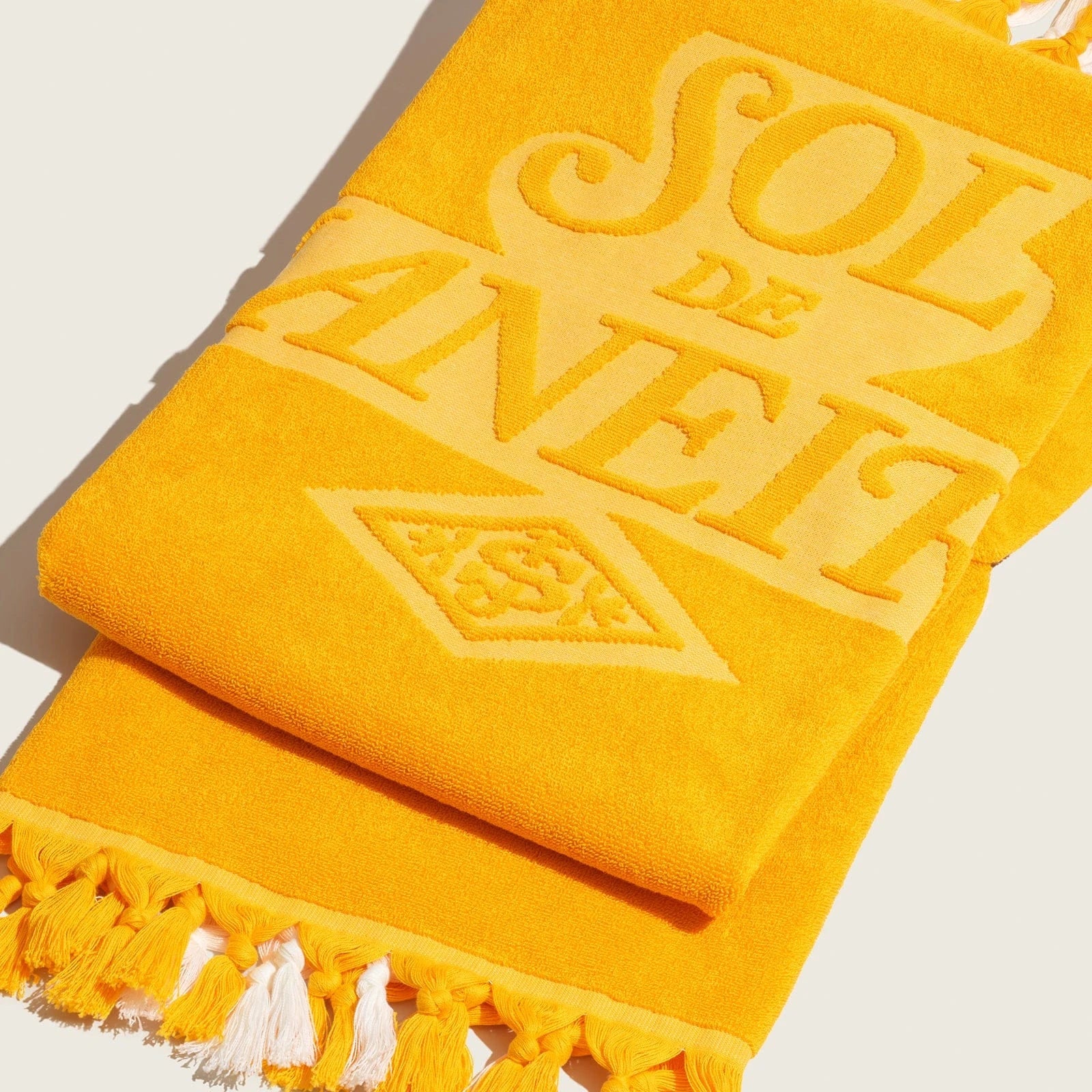 Badalada Oversized Beach Towel - Image 2
